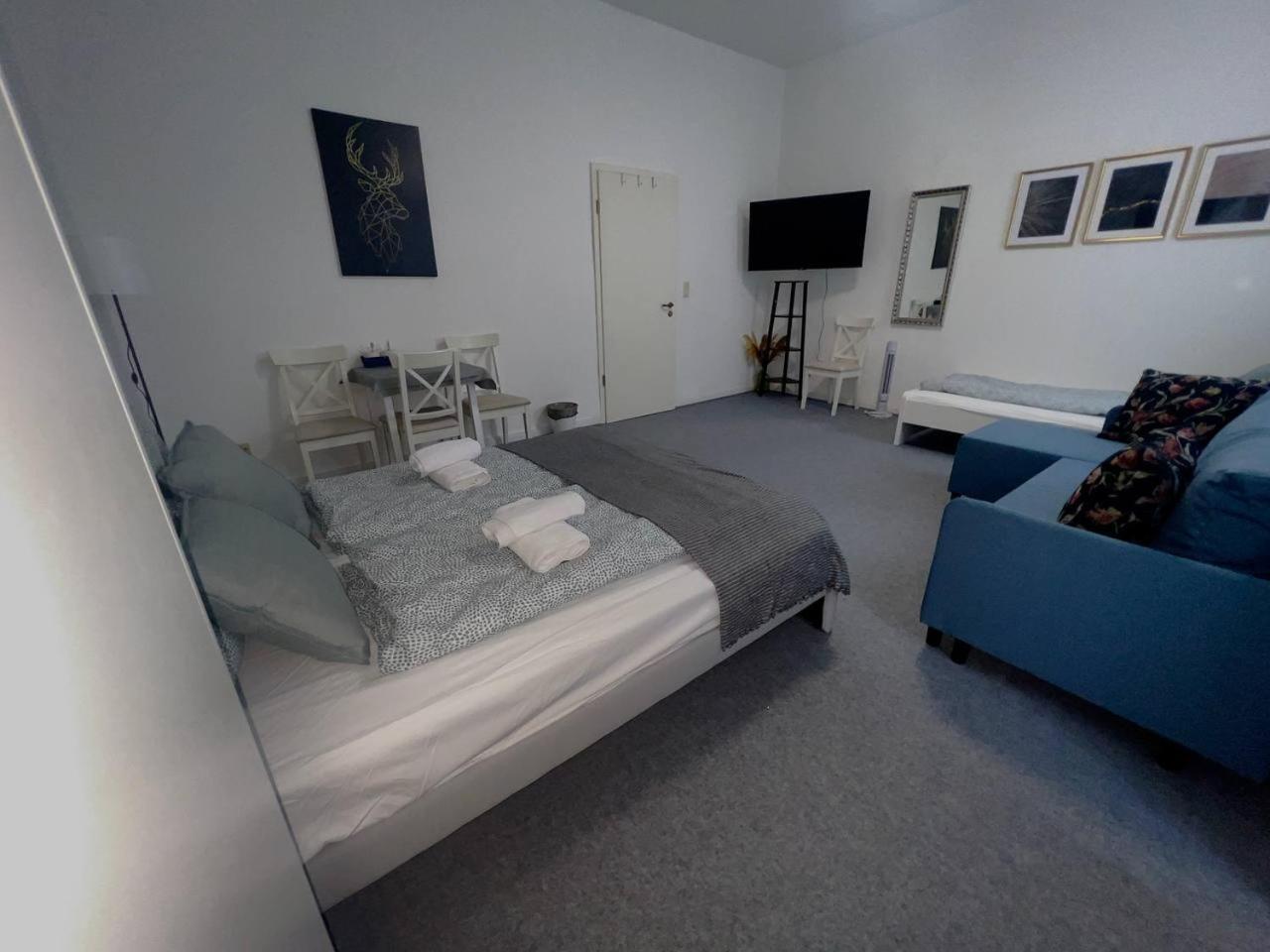 Koblenz Corner Rooms Esterno foto